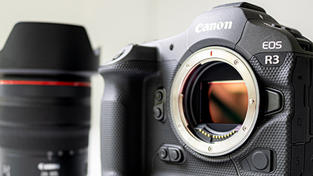 Anteprima! Canon EOS R3 dal vivo, la mirrorless che mette a fuoco con lo sguardo