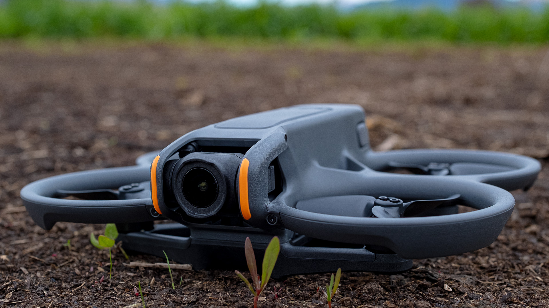 DJI Avata 2 Drone FPV Con Fotocamera 4K - Volo Immersivo, Campo Visivo 155°, Paraeliche Integrati, Compatibile Con Visori E RC Motion 3