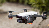 USA: fa volare il drone su un incendio impedendo gli interventi dei vigili del fuoco, arrestato
