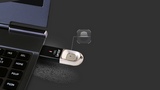 Lexar JumpDrive Fingerprint F35: una chiavetta con lettore d'impronte