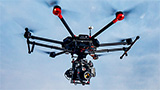 DJI Matrice 600, il drone per riprese aeree con cineprese cinematografiche come la RED