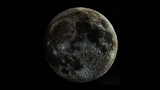 Fotografare la Luna unendo gli scatti di ogni sua fase: impressionante il risultato