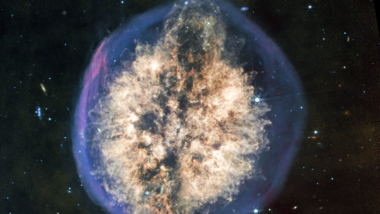 La particolare nebulosa Cranio &egrave; una delle ultime immagini rilasciate dal telescopio spaziale James Webb