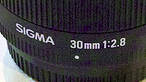 Sigma: avvistato il 30mm F2.8 in versione NEX e Micro Quattro Terzi