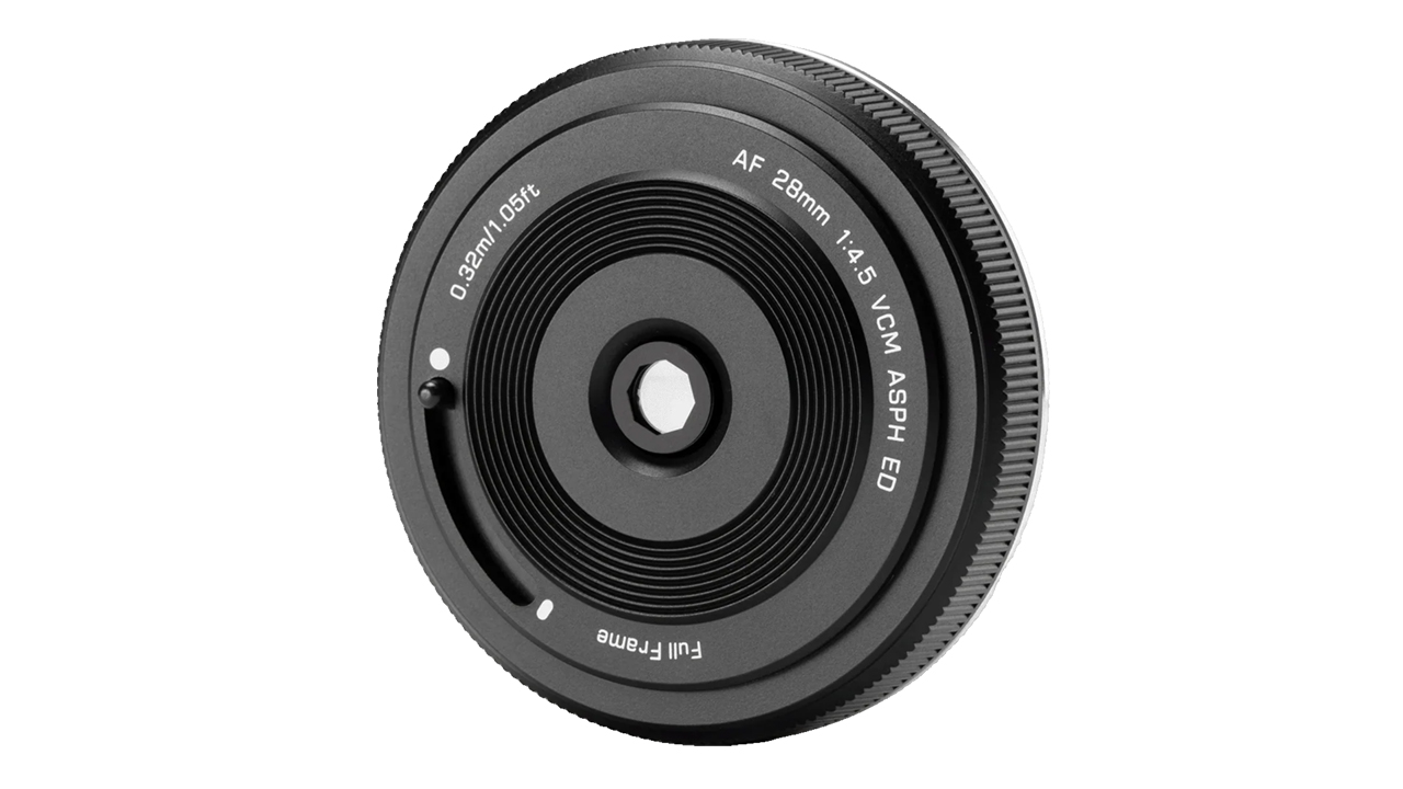 Viltrox porta il suo 28mm f/4.5 pancake su L-mount: ultra-compatto e con autofocus 