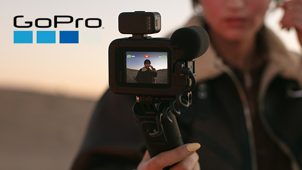 Kit Creator Edition unisce quattro prodotti GoPro in un pacchetto pensato per la produzione contenuti: action camera, impugnatura Volta, unità multimediale e mod per luci