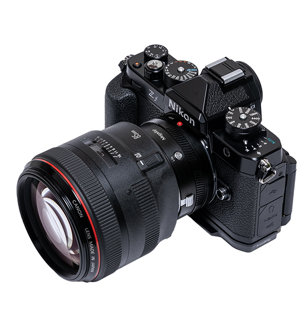 Megadap EFTZ21 Canon EF to Nikon Z lens adapter su Nikon ZF mirrorless full frame