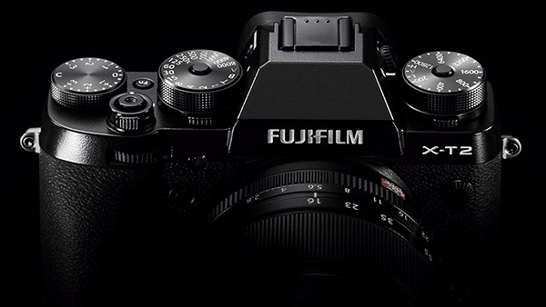 Fujifilm X-T2, ecco la versione sportiva della top di gamma - Recensione