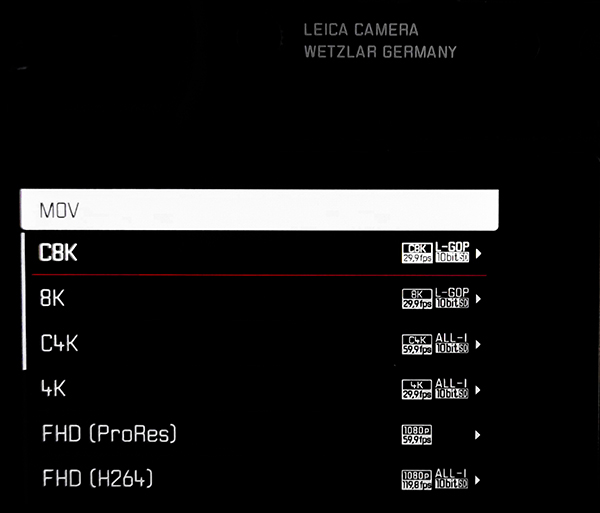 Leica Q3 compatta full frame video 8K